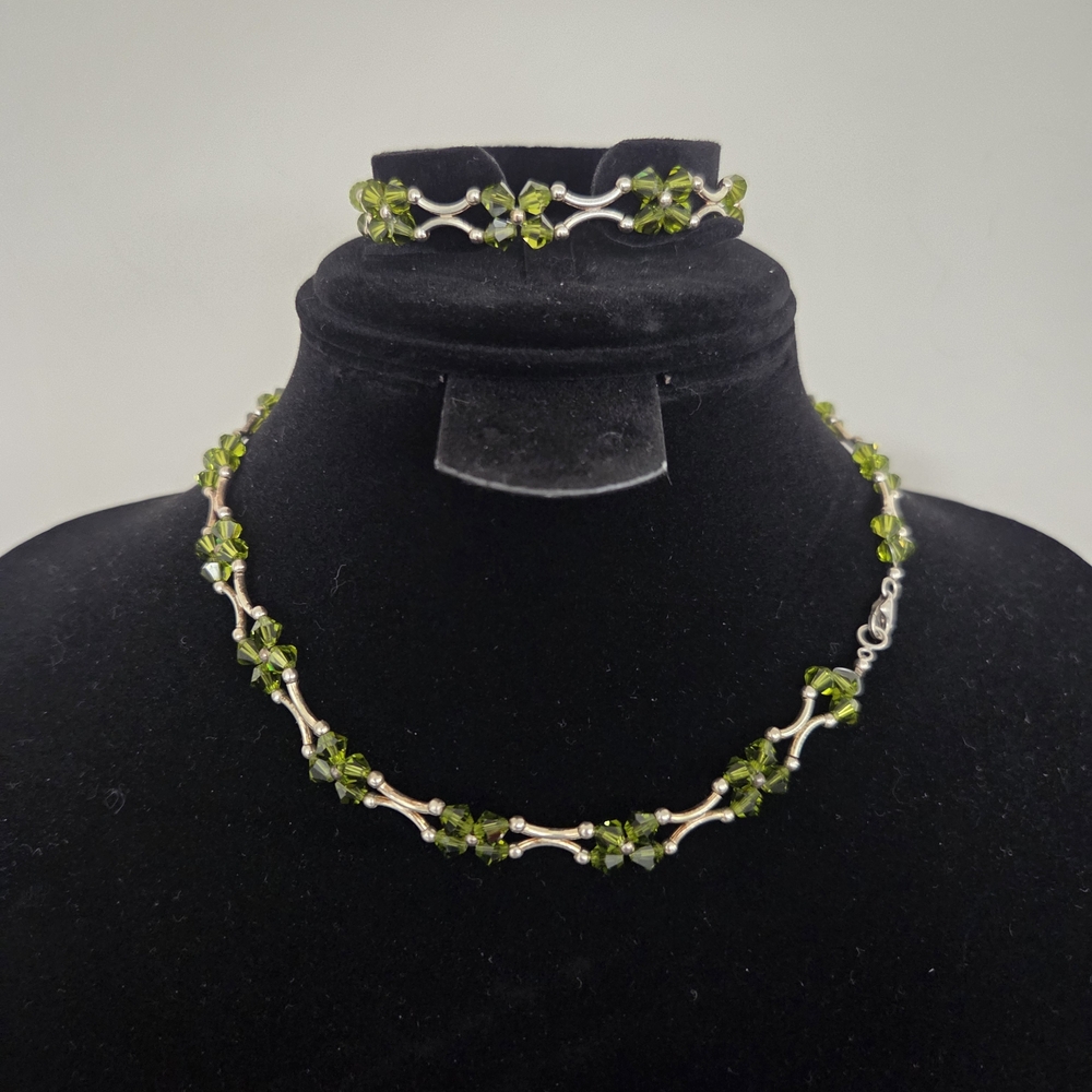 Exquisite Swarovski Necklace Set